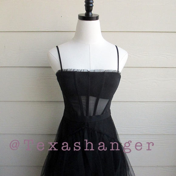NWT BCBGMaxAzaria Oly Corset Tulle Gown Size 2 Black - Picture 15 of 15
